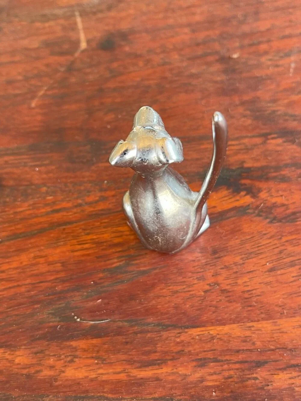 Art Deco Style Silver Umora Metal Chrome Dogt Figurine Ring Holder